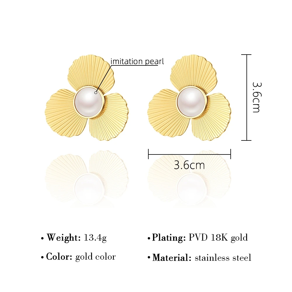 Three Petals of Daisy Earrings earrings LUNARITY GARAGE