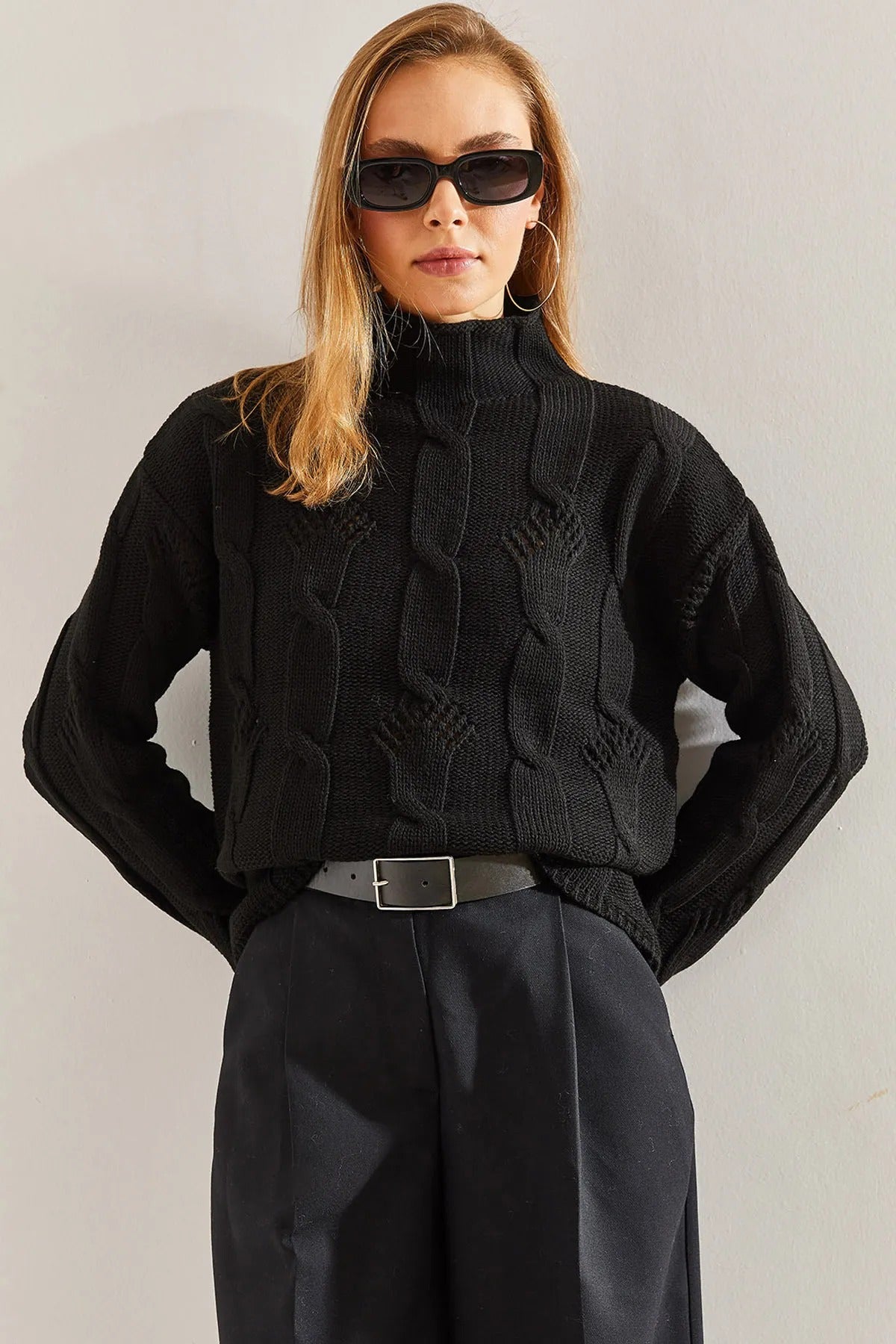 Women's Half-Turtleneck Cable Knit Sweater sweater LUNARITY GARAGE