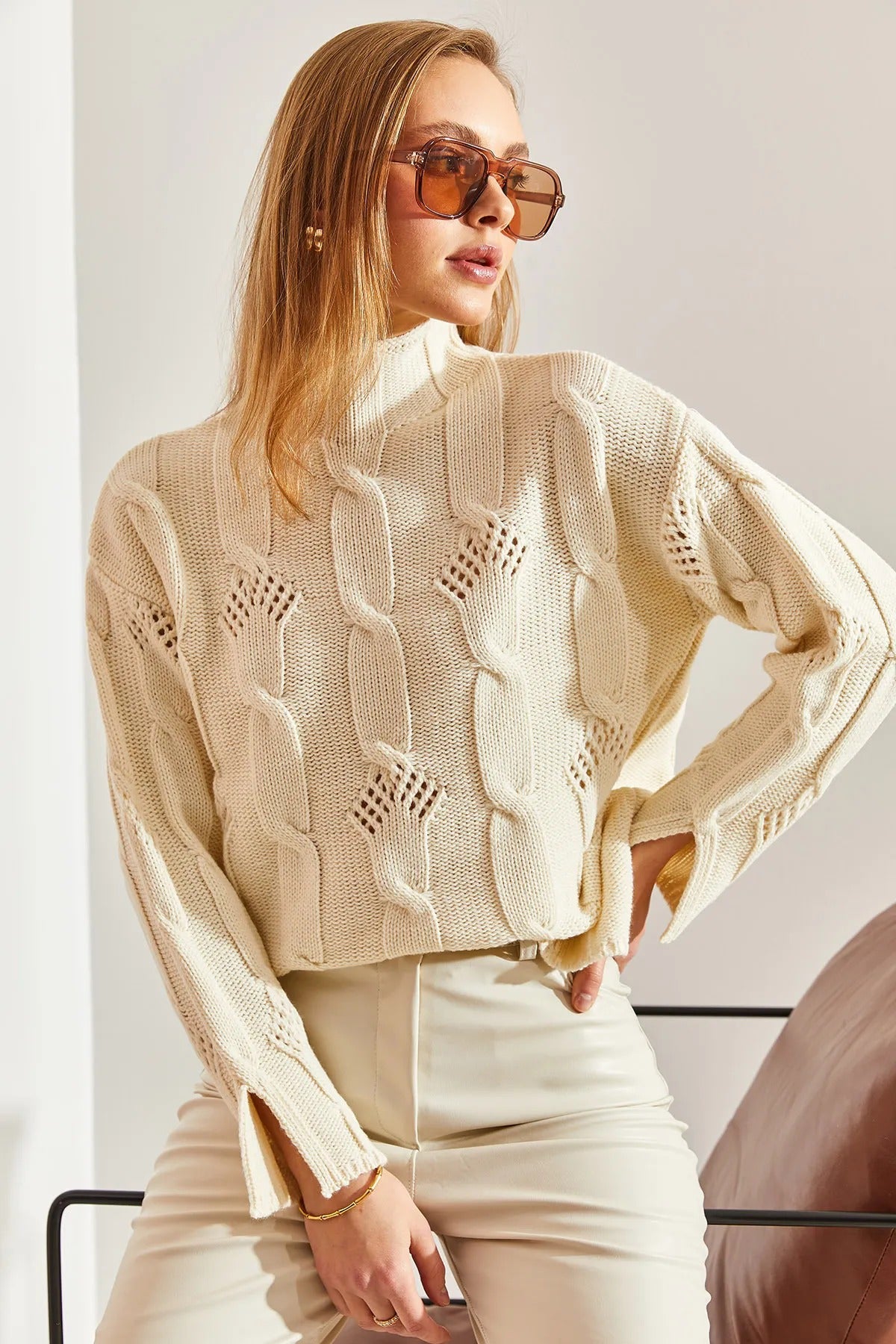 Women's Half-Turtleneck Cable Knit Sweater sweater LUNARITY GARAGE