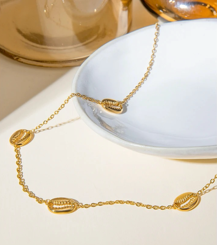 Fairytale Seashell Necklace necklaces LUNARITY GARAGE