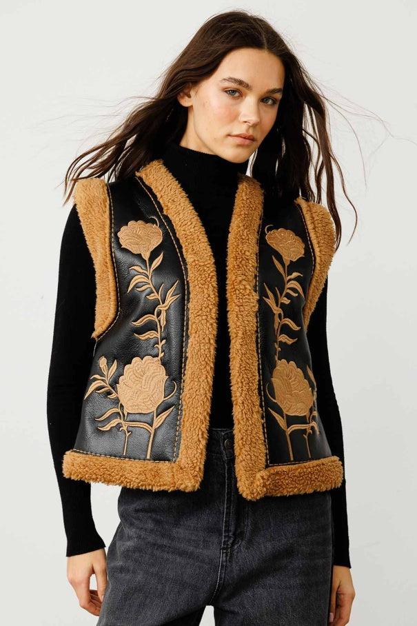 Embroidered Camel Cowboy Vest – Teddy Fleece Lining, Floral Embroidery, Faux Leather, Western Style Vest LUNARITY GARAGE