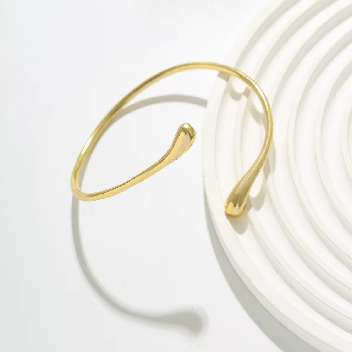 Minimalist Dewdrop Boho Arm Bracelet arm bracelet LUNARITY GARAGE