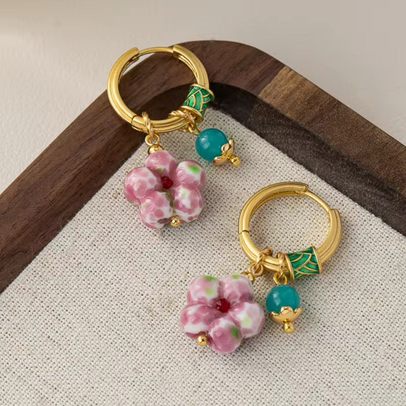 Korean Minimalist Sweet Temperament Pink Flower Earrings earrings LUNARITY GARAGE