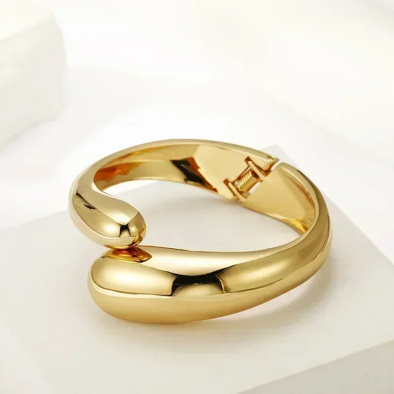 Luxury Trendy Gold Heavy Metal Bangles | Irregular Geometric Cuff Bracelet for Women Bracelets LUNARITY GARAGE