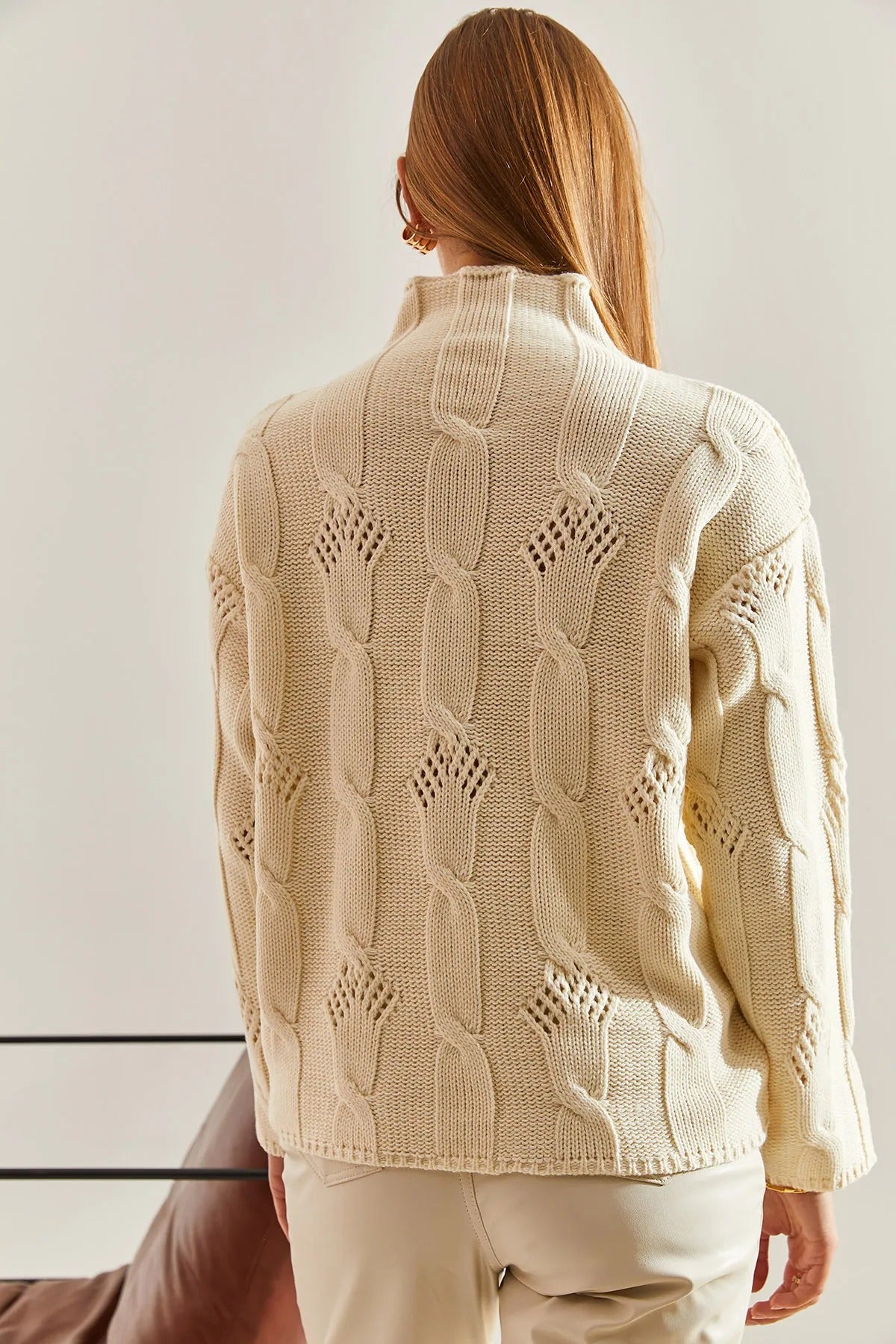 Women's Half-Turtleneck Cable Knit Sweater sweater LUNARITY GARAGE