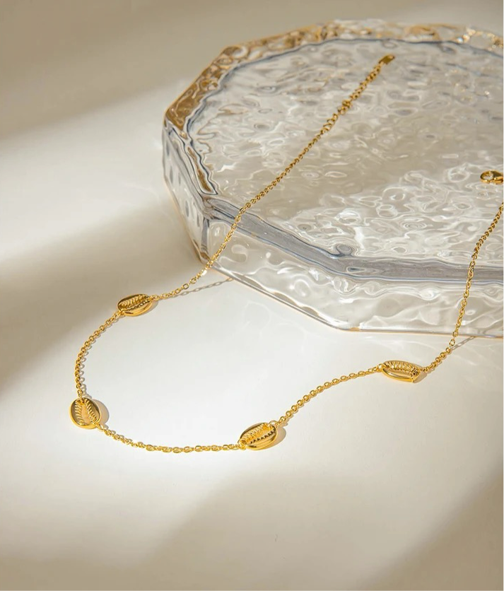 Fairytale Seashell Necklace necklaces LUNARITY GARAGE