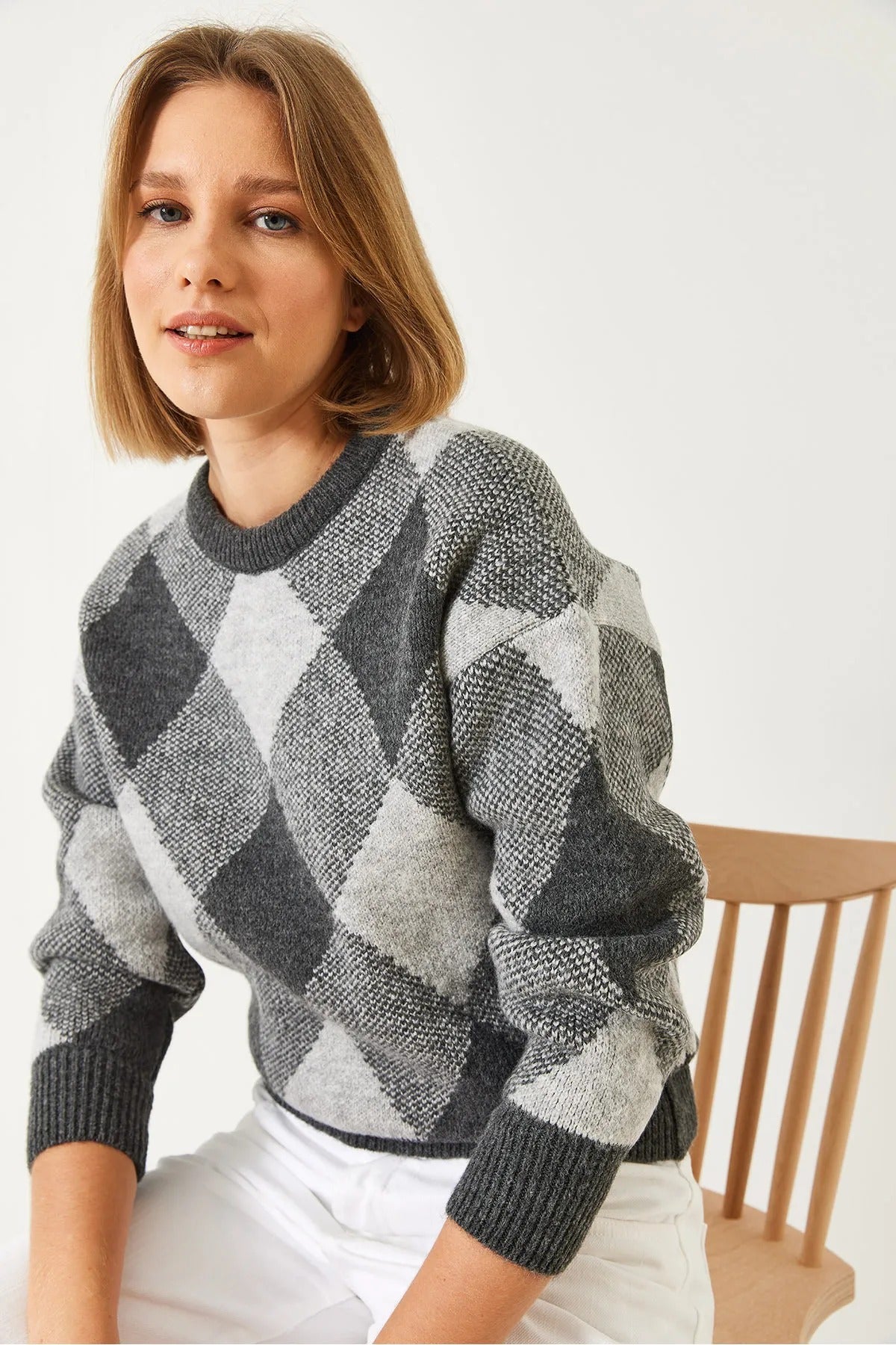 Women's Grid Pattern Knit Sweater sweater LUNARITY GARAGE