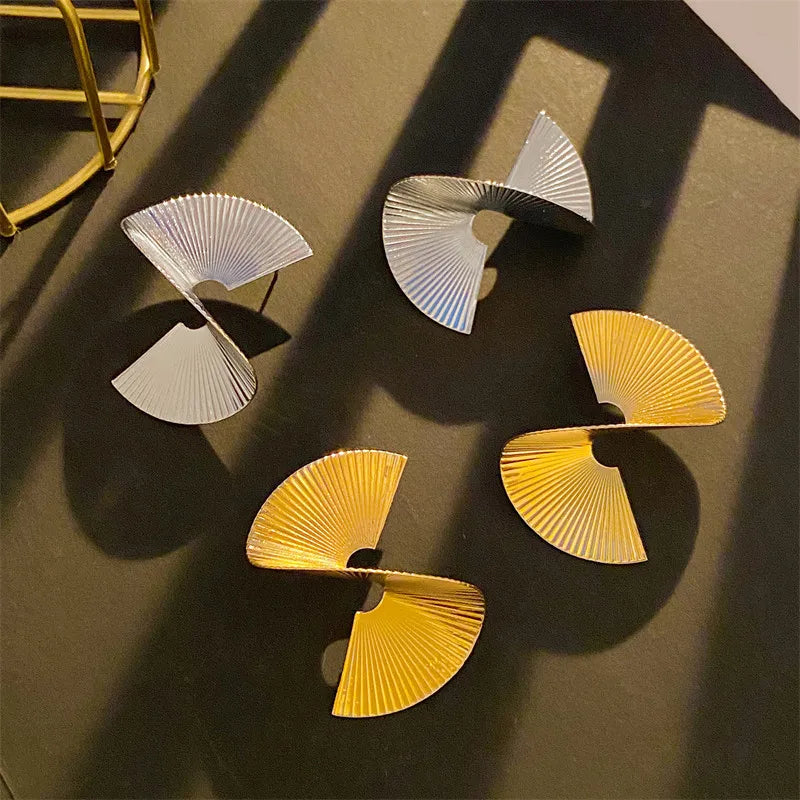 Retro Twisted Spiral Statement Earrings earrings LUNARITY GARAGE