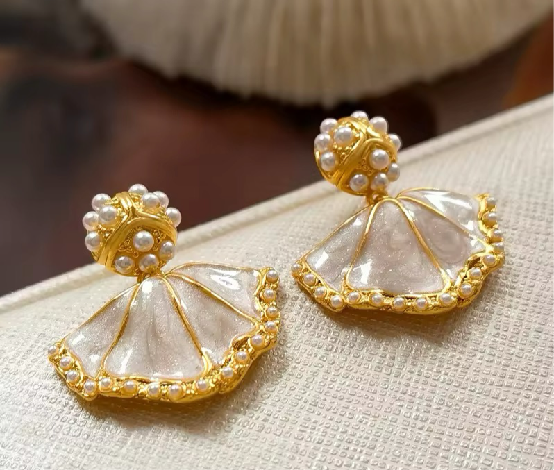 Mermaid Beauty Simulated Pearl Geometric Retro Drop Earring earrings LUNARITY GARAGE