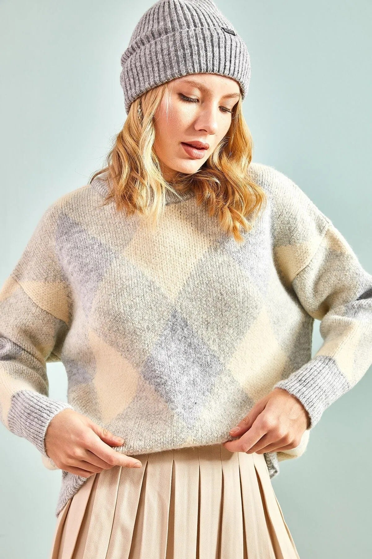 Women's Grid Pattern Knit Sweater sweater LUNARITY GARAGE One Size Gray