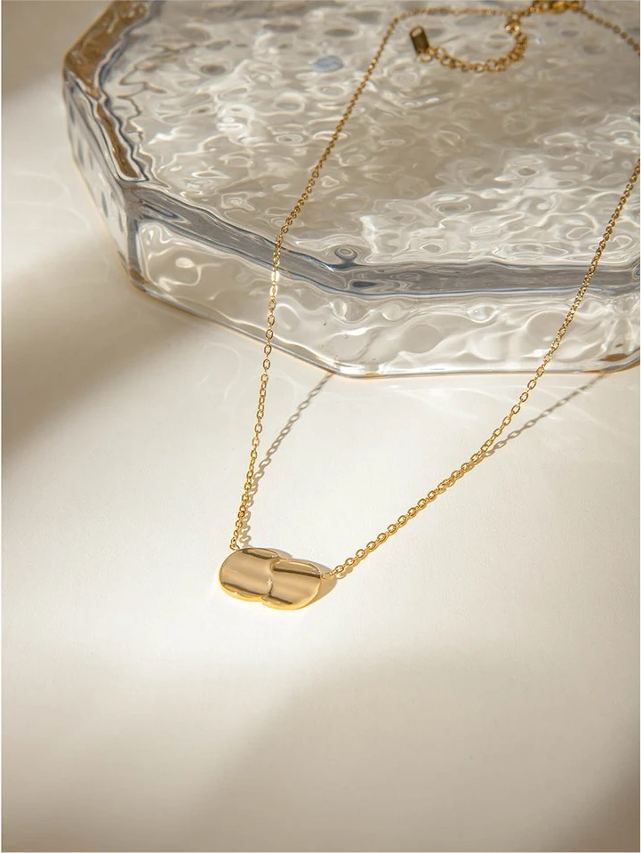 Geometric Curve Necklace necklaces LUNARITY GARAGE