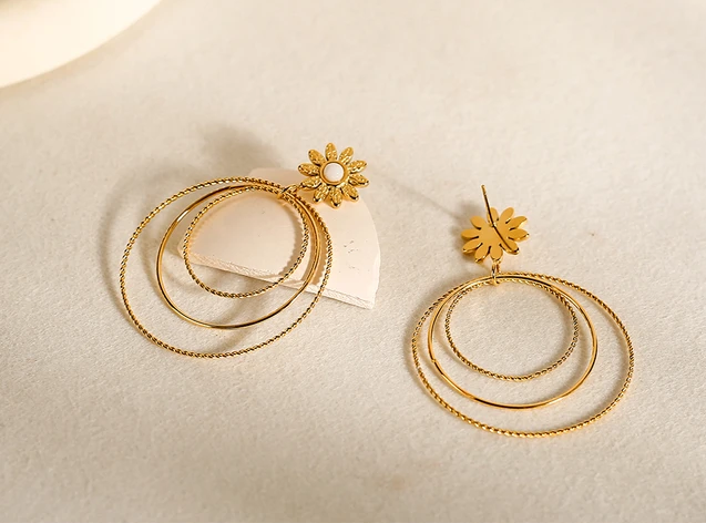 Geometric Multi-Layer Circle White Shell Flower Drop Earrings earrings LUNARITY GARAGE