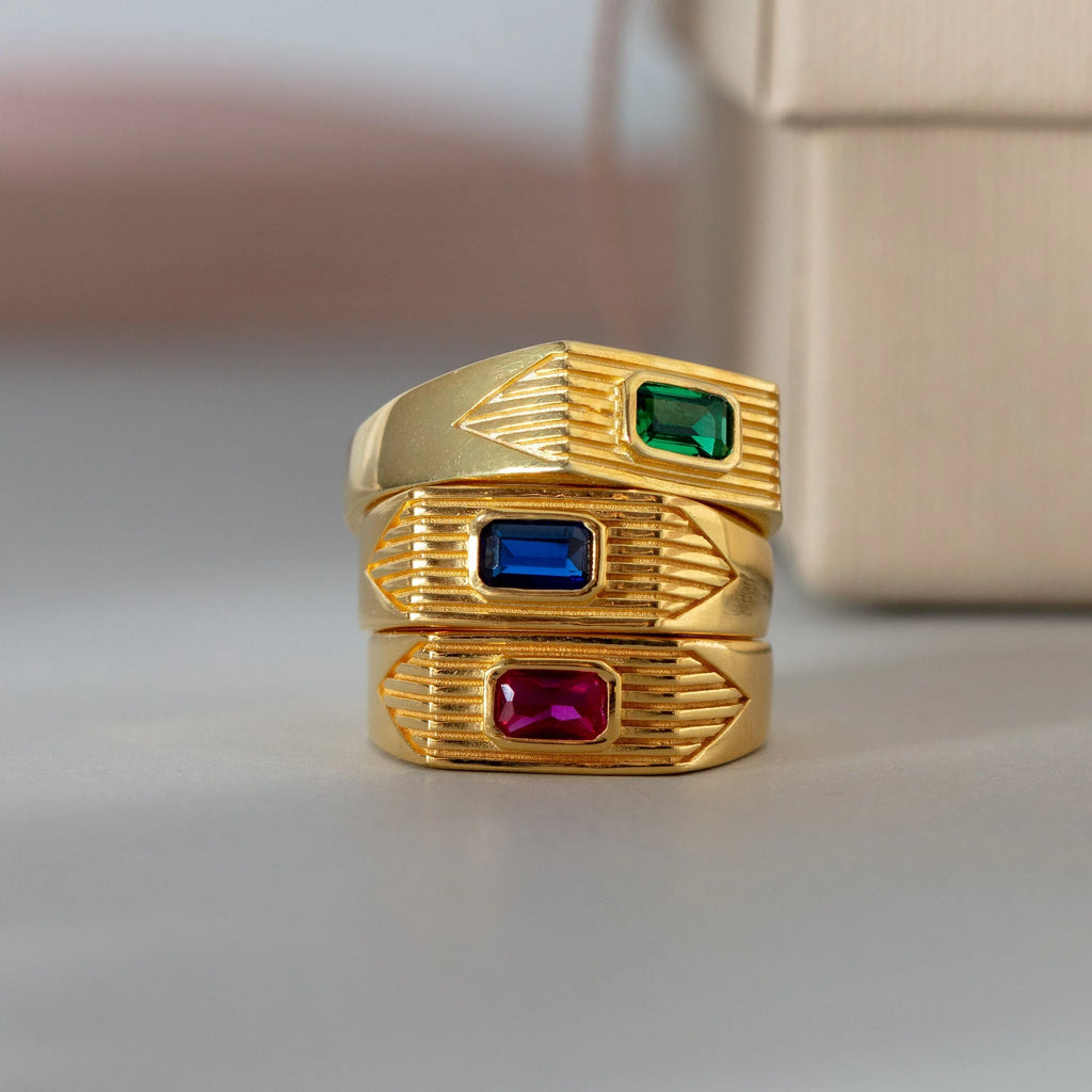 Astra Ring Fuchsia ring LUNARITY GARAGE   
