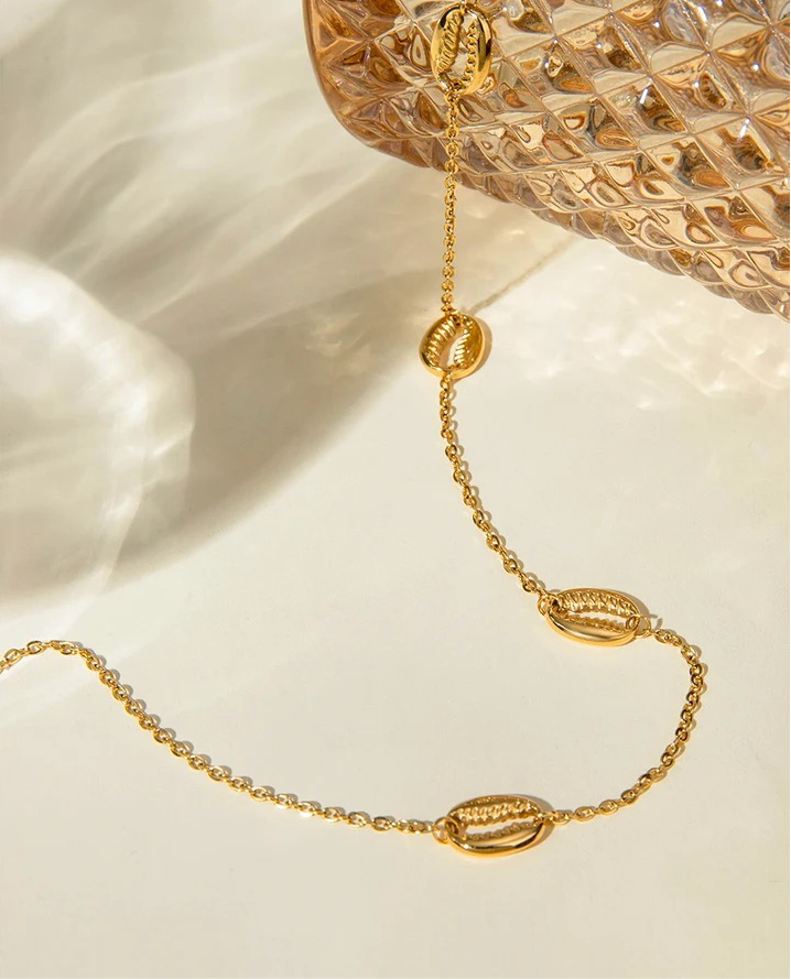 Fairytale Seashell Necklace necklaces LUNARITY GARAGE