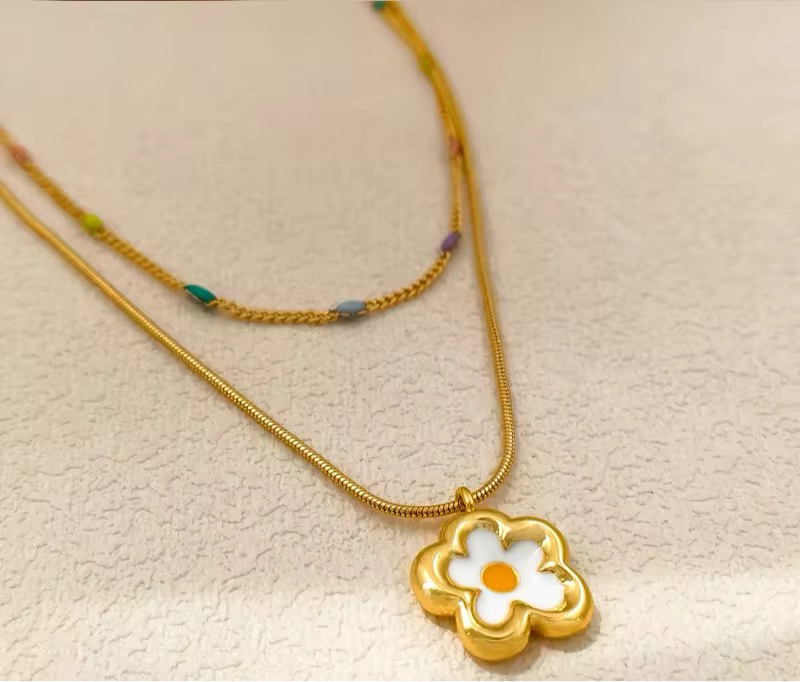 Minimalist Sweet Daisy Flower Pendant Necklace necklaces LUNARITY GARAGE   