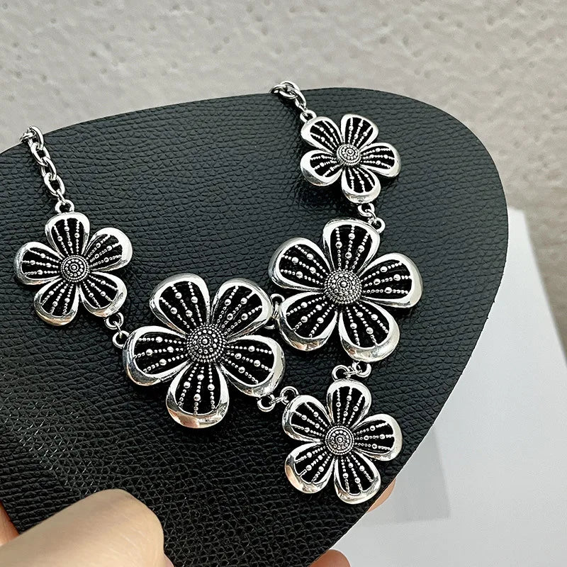 Bohemian Flower Pendant Necklace choker LUNARITY GARAGE   