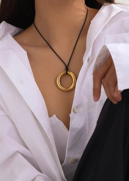 Bold Gold Circle Hollow Pendant Necklace necklaces LUNARITY GARAGE   