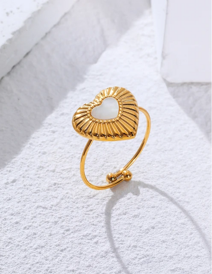 Vintage Gold-Plated Heart with Natural White Shell Ring ring LUNARITY GARAGE   