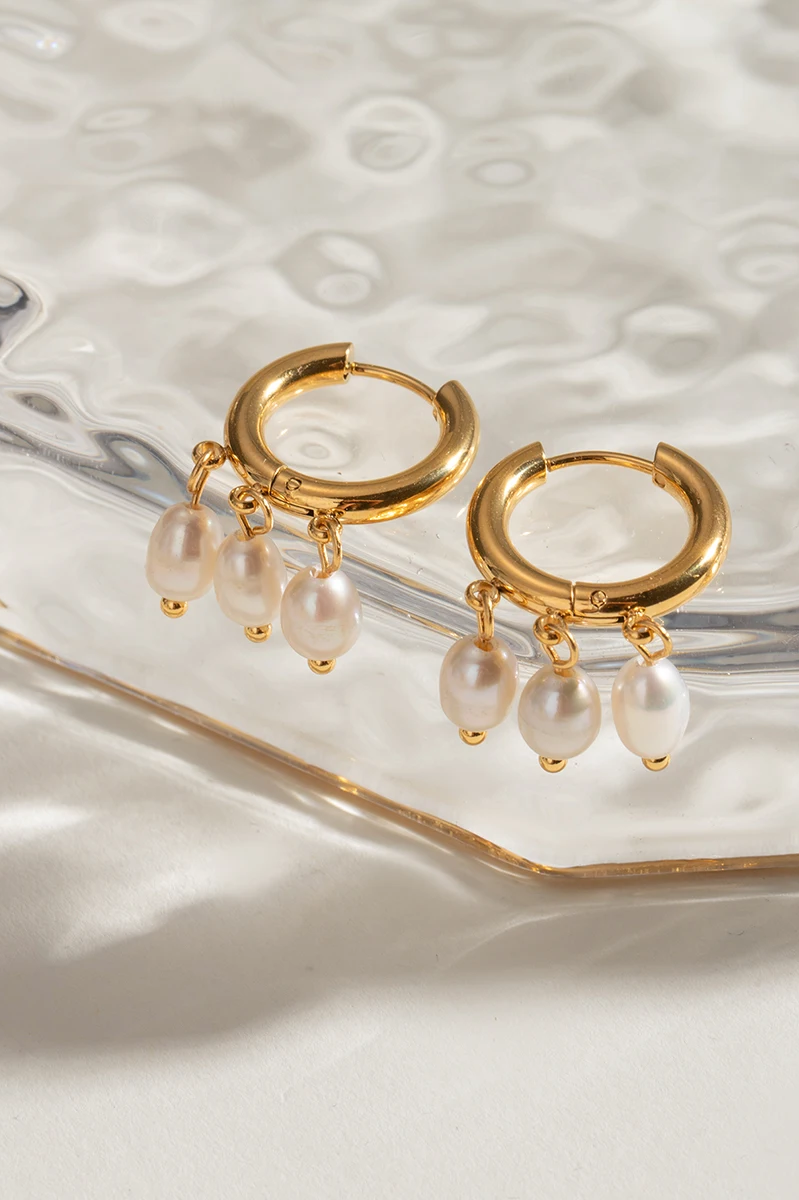 Elegant Stainless Steel Earrings Three White Freshwater Pearls earrings LUNARITY GARAGE   