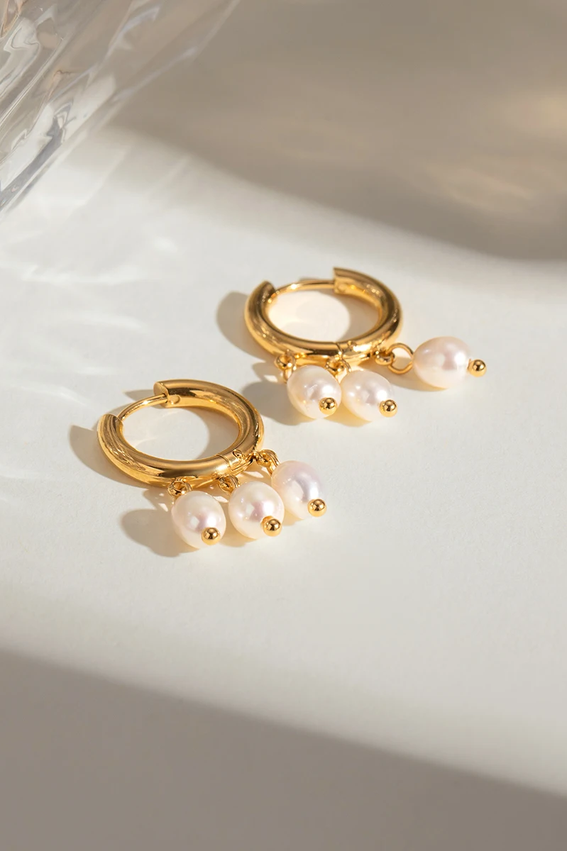 Elegant Stainless Steel Earrings Three White Freshwater Pearls earrings LUNARITY GARAGE   
