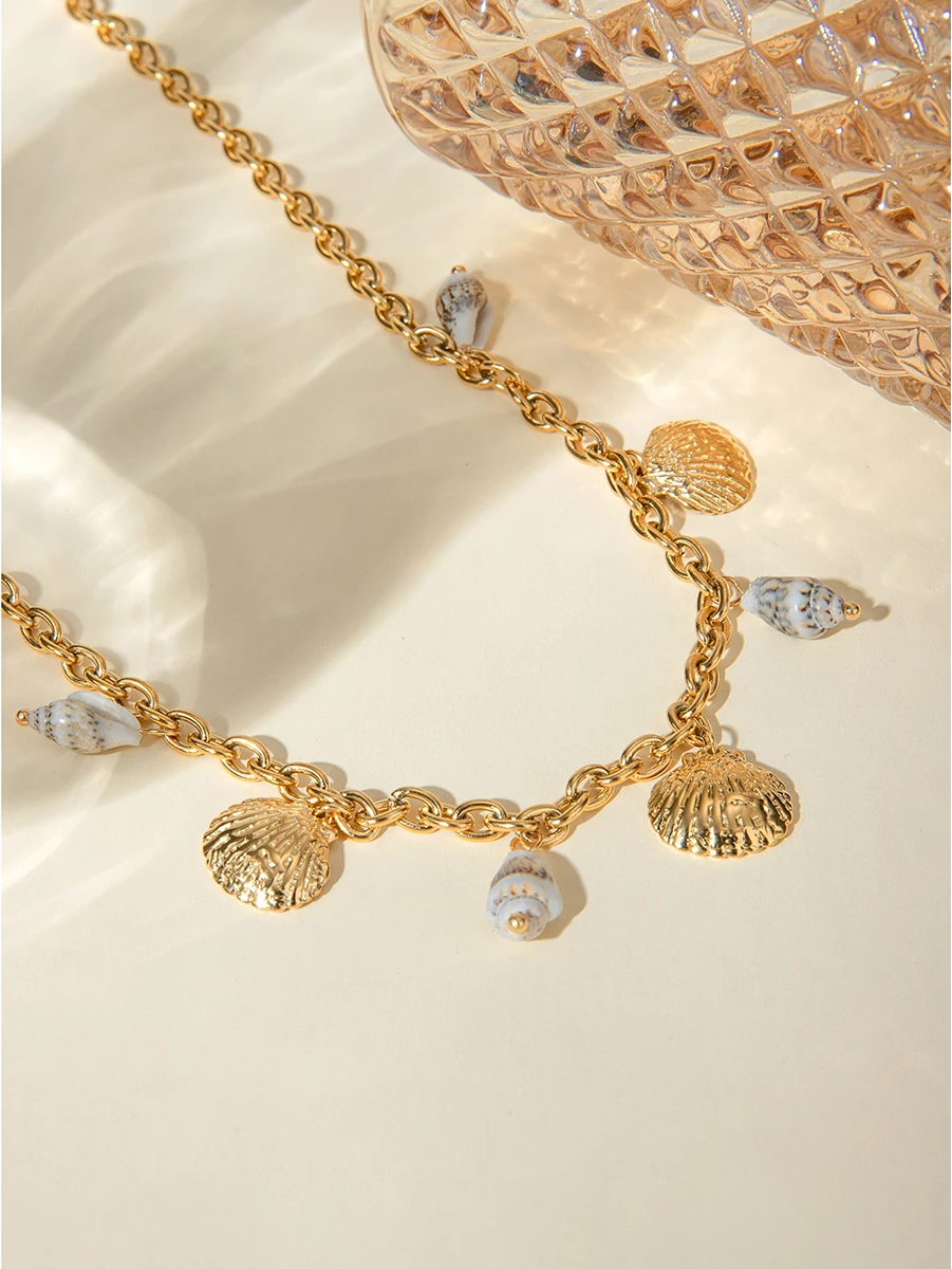 Elegant Summer Sea Shell & Conch Pendant Necklace necklaces LUNARITY GARAGE   