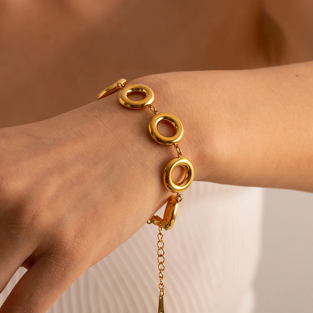 Gold Color Doughnut Round Chain Bracelet bracelets LUNARITY GARAGE   