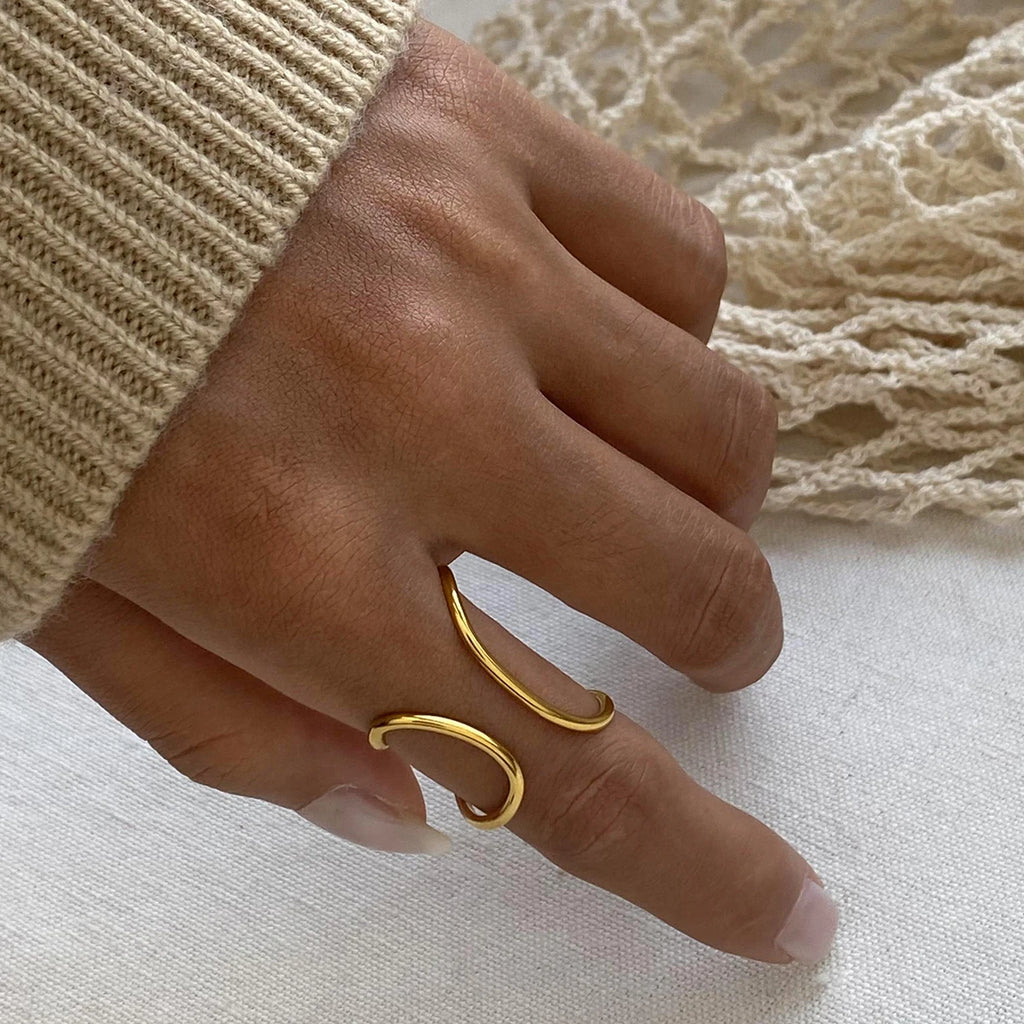 Gold Color Minimalist Lines Opening Ring ring LUNARITY GARAGE   