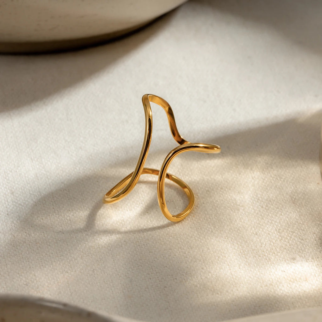 Gold Color Minimalist Lines Opening Ring ring LUNARITY GARAGE   