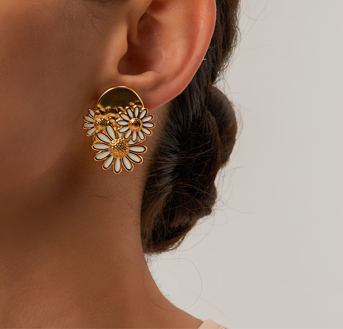 Golden Daisy Drip Earrings earrings LUNARITY GARAGE