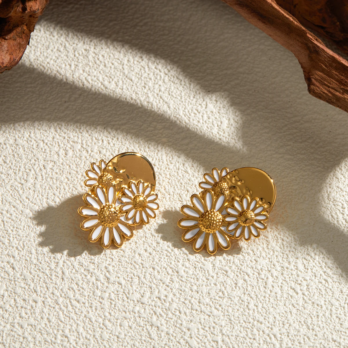 Golden Daisy Drip Earrings earrings LUNARITY GARAGE
