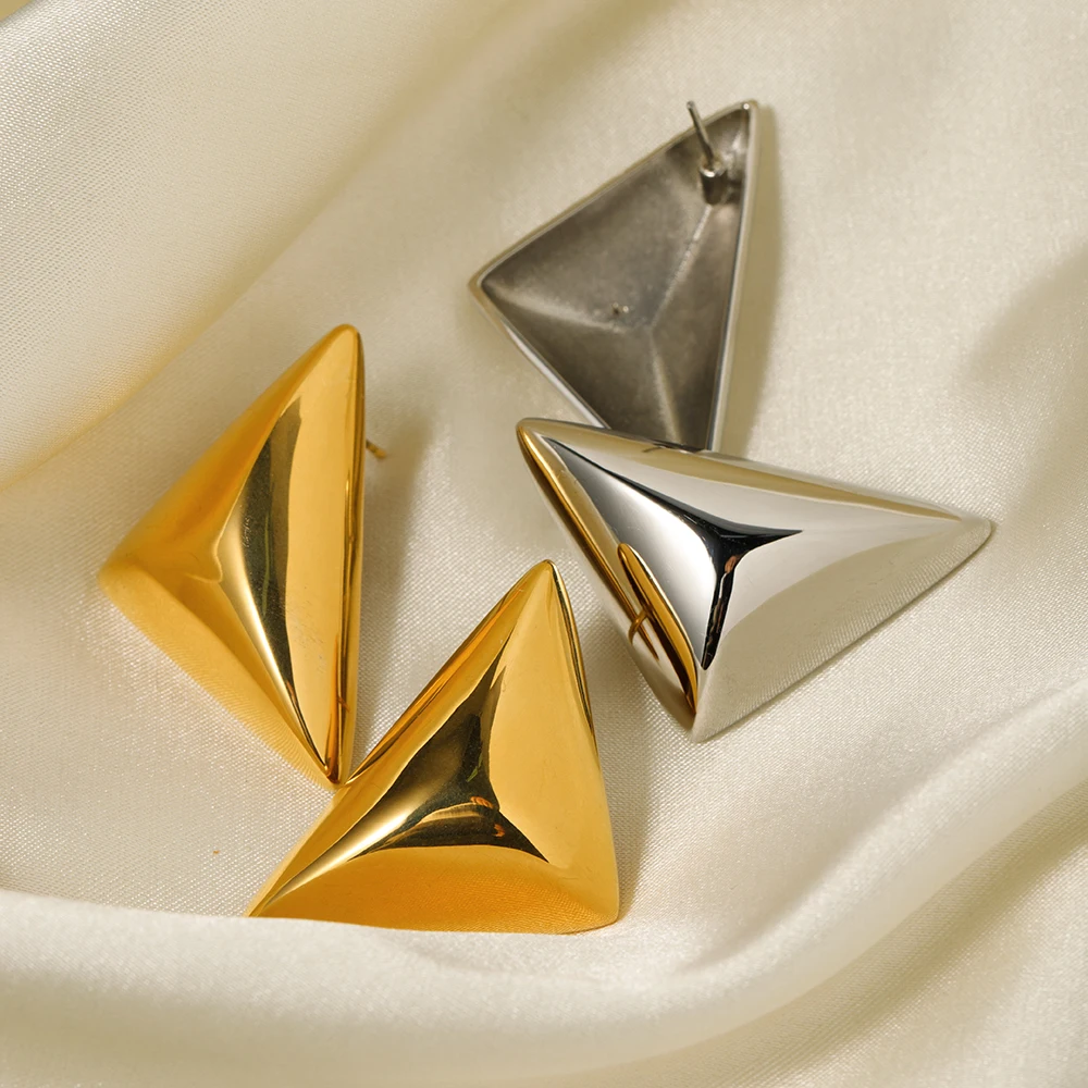 Golden Triangle Pendant Earrings earrings LUNARITY GARAGE Silver