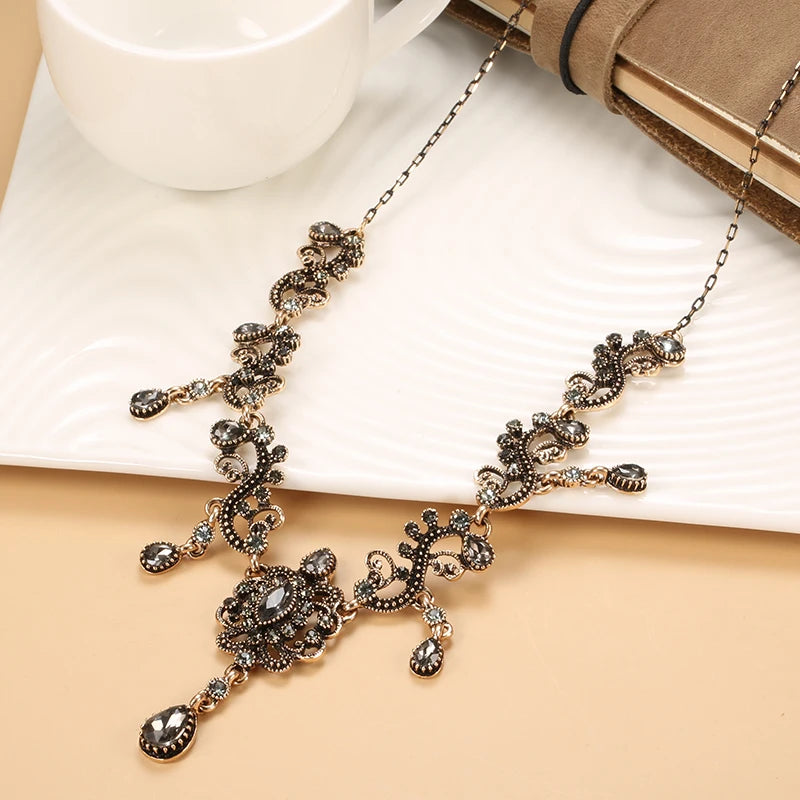 Luxury Gray Crystal Flower Necklace – Vintage Boho Ethnic Jewelry Necklace Lunarity Garage Grey