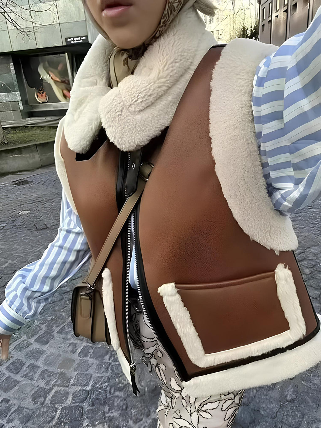 Retro Suede Women's Vest – Warm Plush-Lined Winter Jacket LUNARITY GARAGE XS