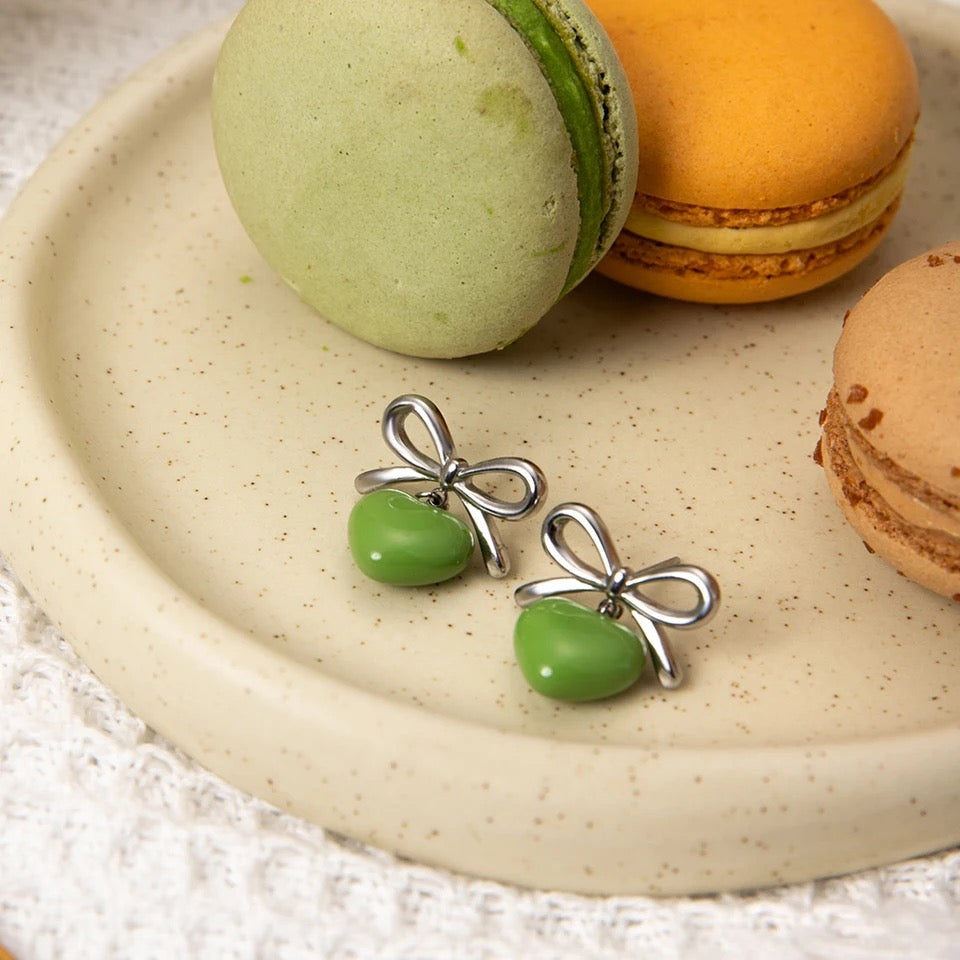 Green Sweetheart Drop Earrings earrings LUNARITY GARAGE