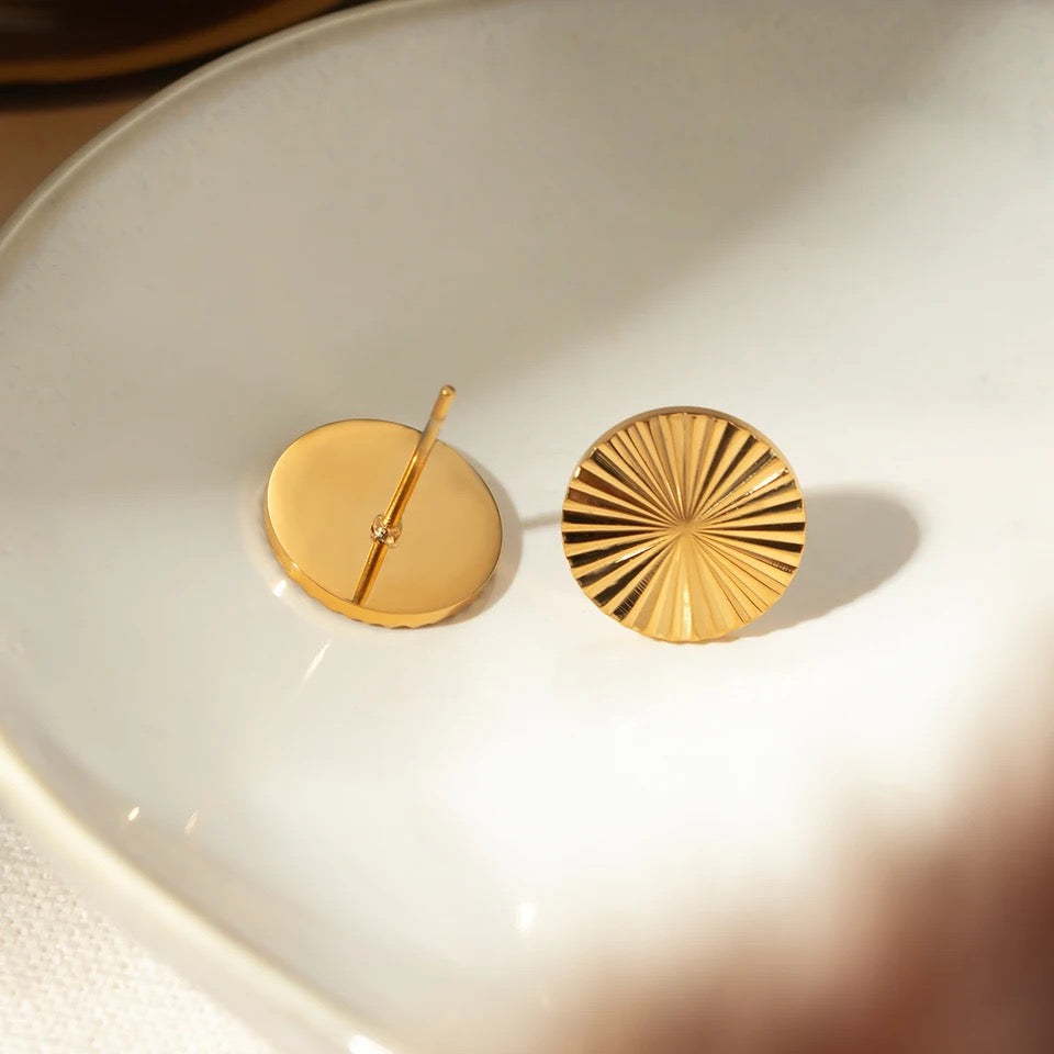 Enchanting Sun Stud Earrings earrings LUNARITY GARAGE