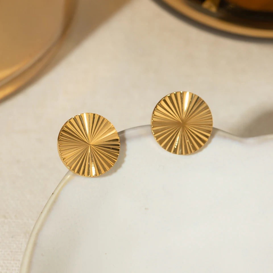 Enchanting Sun Stud Earrings earrings LUNARITY GARAGE