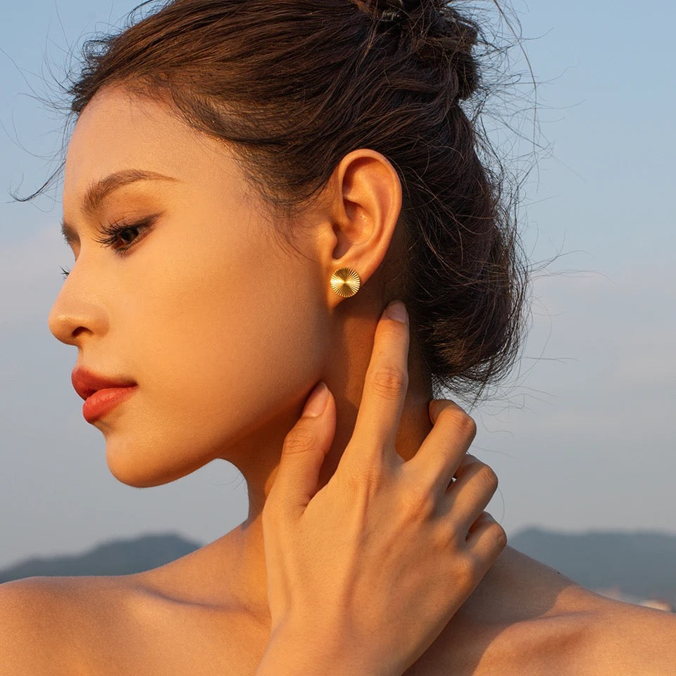 Enchanting Sun Stud Earrings earrings LUNARITY GARAGE