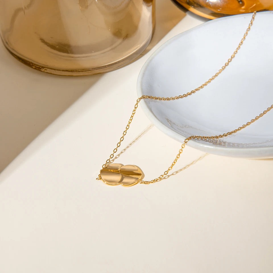Geometric Curve Necklace necklaces LUNARITY GARAGE