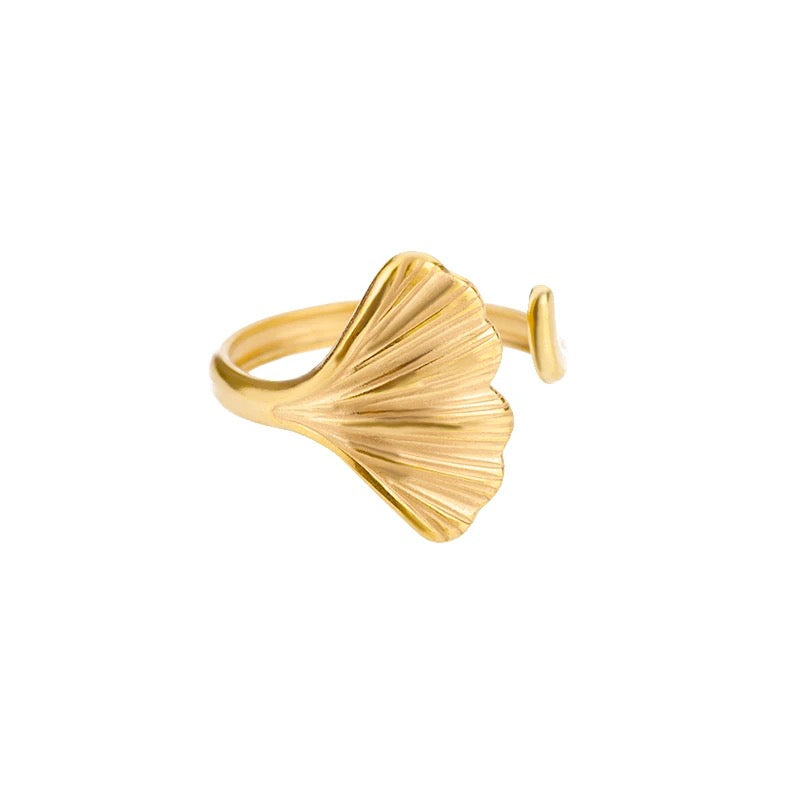 Ginkgo Leaf Ring ring LUNARITY GARAGE Gold  