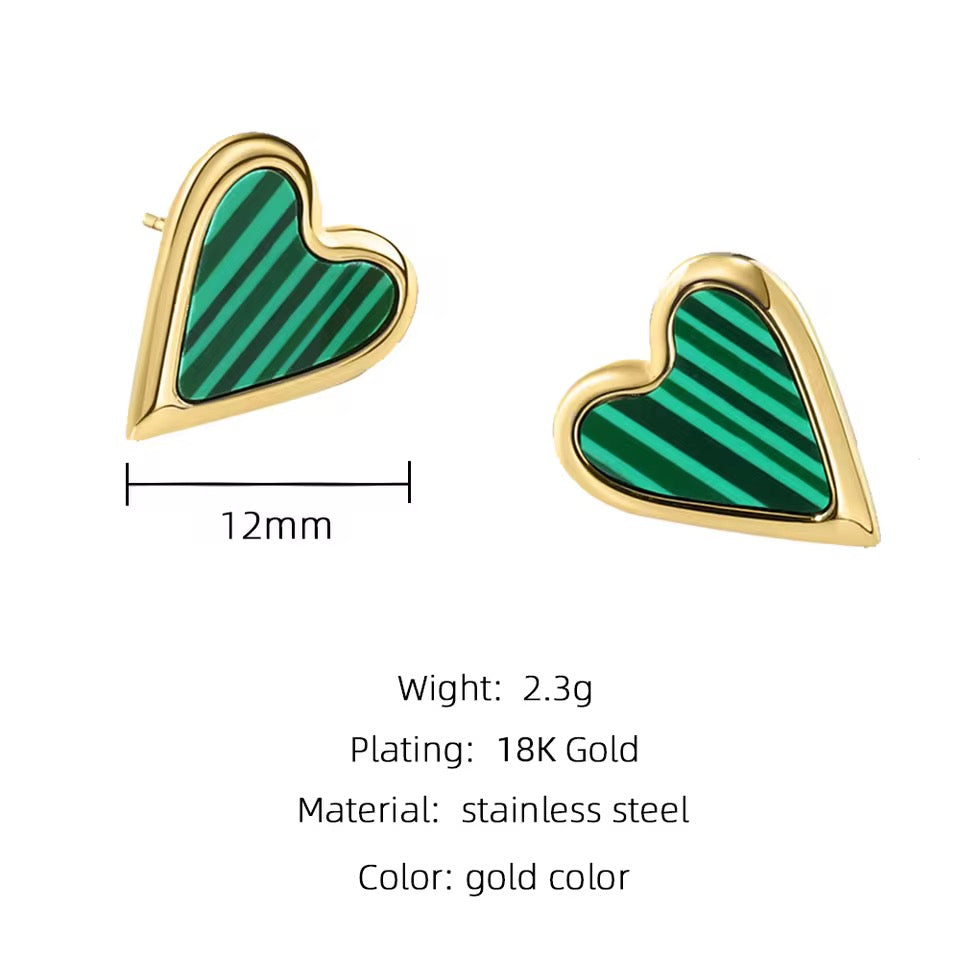 Vintage Seoulful Heart Studs earrings LUNARITY GARAGE