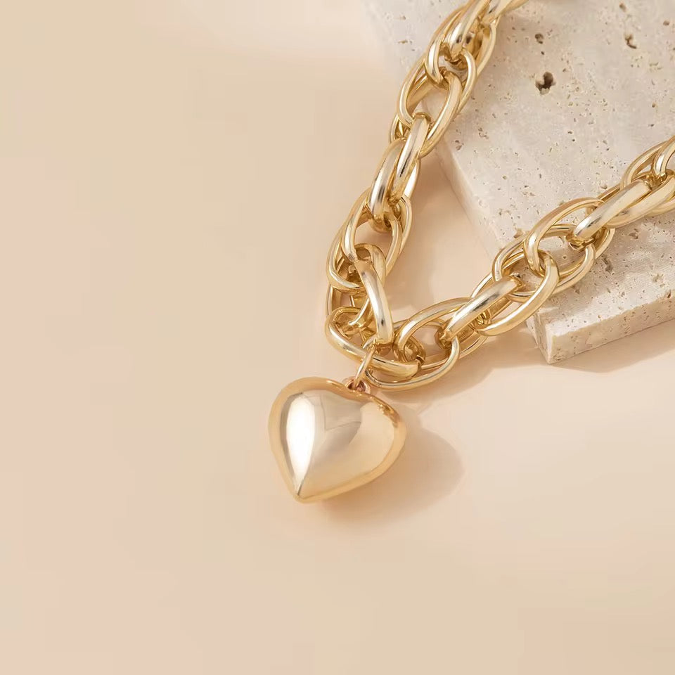 Aesthetic Iron Heart Necklace necklaces LUNARITY GARAGE