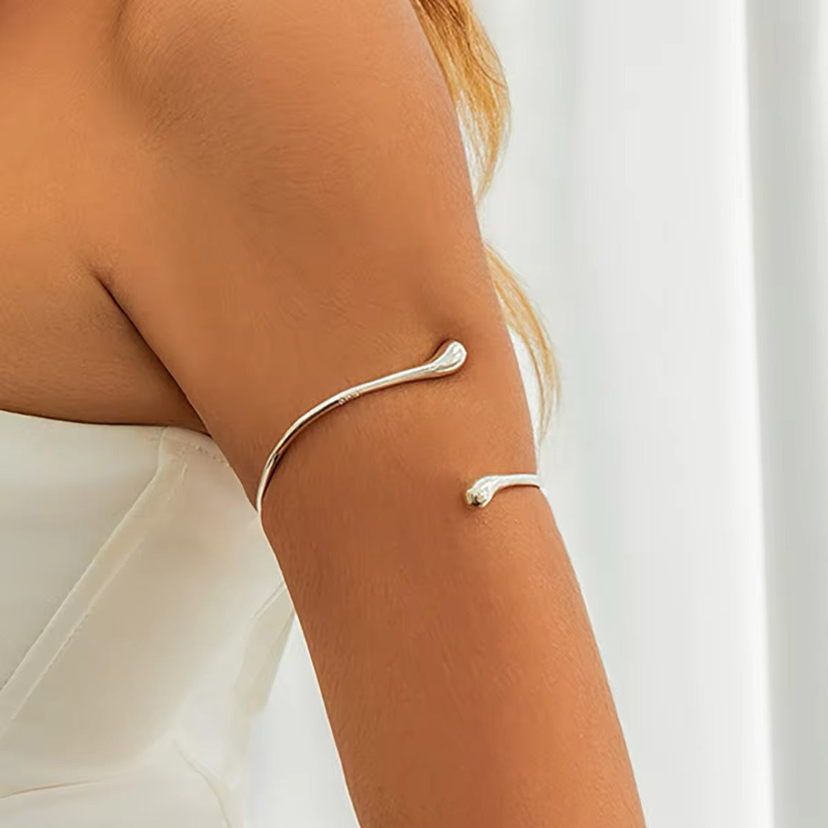 Minimalist Dewdrop Boho Arm Bracelet arm bracelet LUNARITY GARAGE Silver  