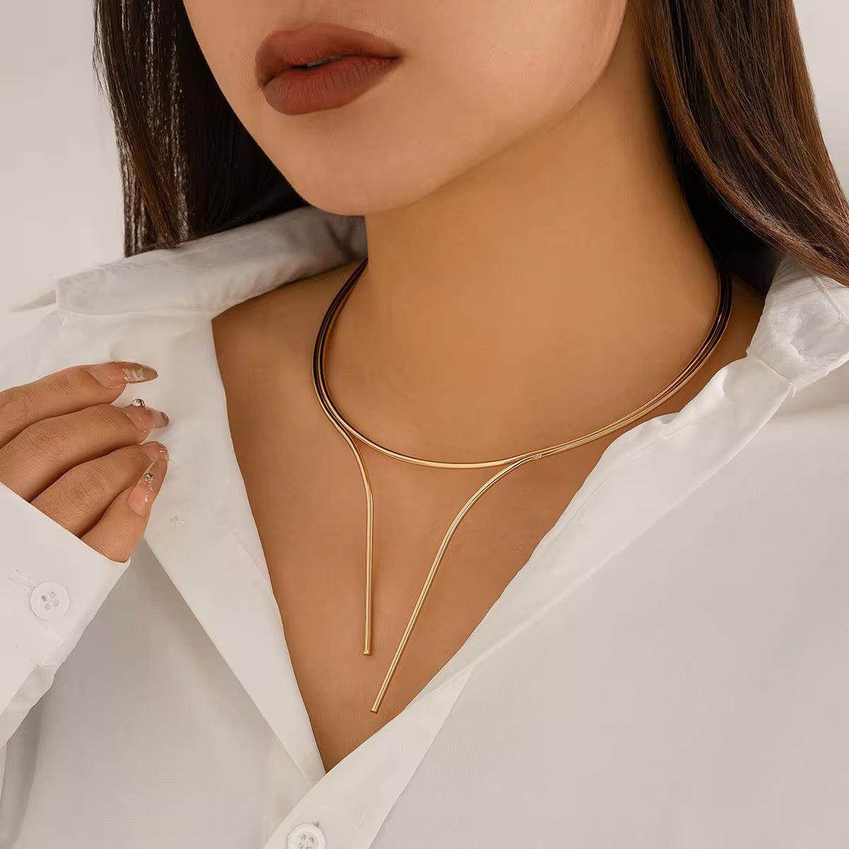 Minimalist Vivid Layers V-Shaped Choker Necklace necklaces LUNARITY GARAGE