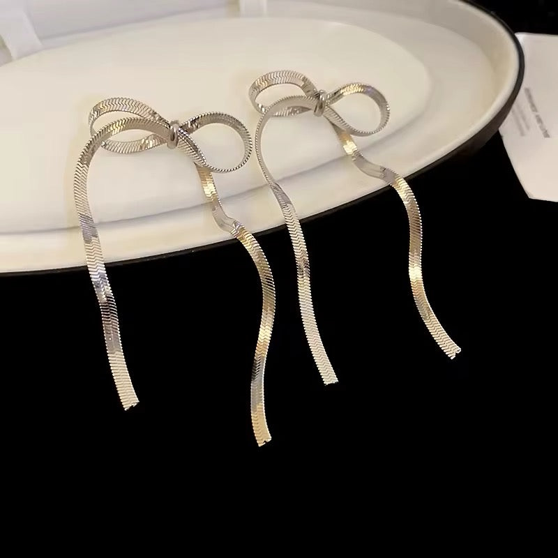 Fashion Flat Snake Chain Bowknot Earring earrings LUNARITY GARAGE Silver