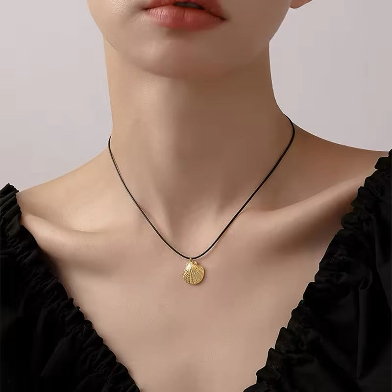 Adjustable Rope Minimalist Shell Pendant Necklace necklaces LUNARITY GARAGE