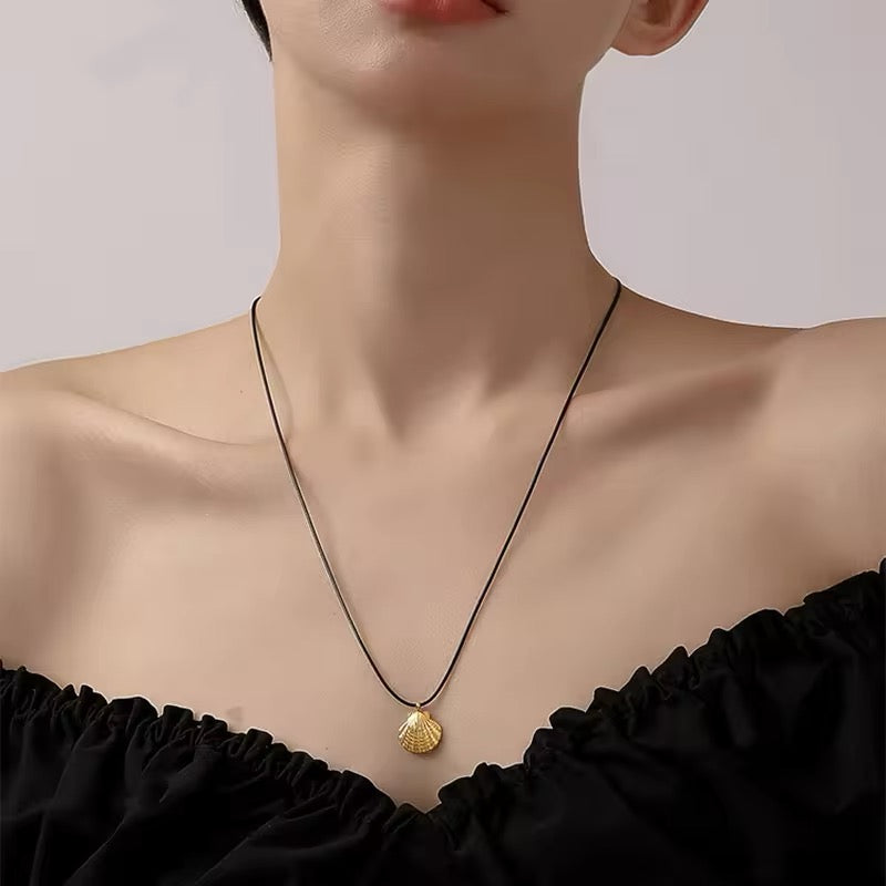 Adjustable Rope Minimalist Shell Pendant Necklace necklaces LUNARITY GARAGE