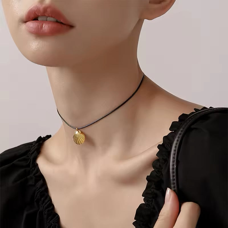 Adjustable Rope Minimalist Shell Pendant Necklace necklaces LUNARITY GARAGE