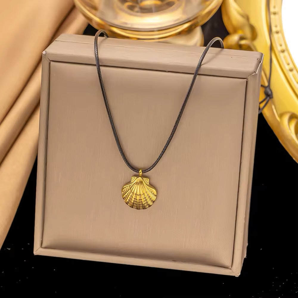 Adjustable Rope Minimalist Shell Pendant Necklace necklaces LUNARITY GARAGE