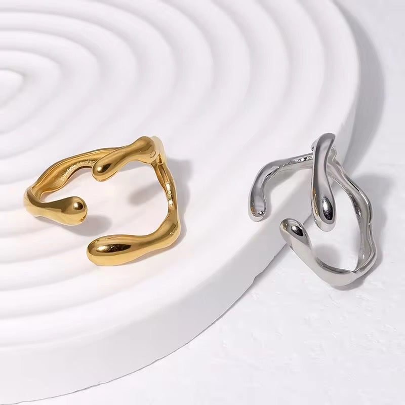 Unique Minimal Alien Y Shape Ring ring LUNARITY GARAGE
