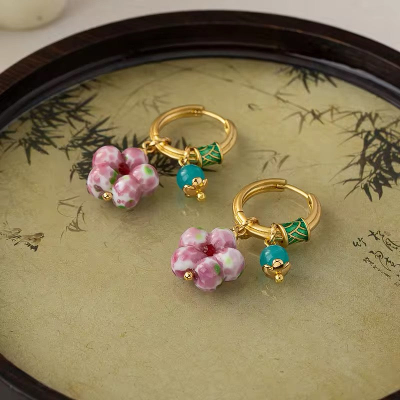 Korean Minimalist Sweet Temperament Pink Flower Earrings earrings LUNARITY GARAGE